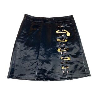La’ Ros Designed By Yoee US Inc. Size L Black Leather Gold Pins Mini Skort Skirt